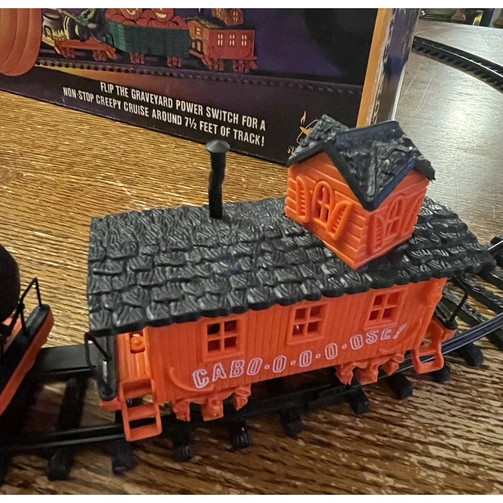 Vtg New Bright Haunted Halloween Express Train Set 1995 Lights Spooky CIB Works